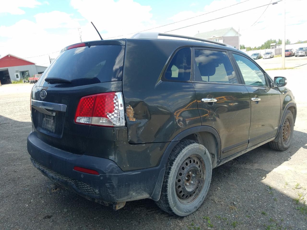 2011 KIA SORENTO