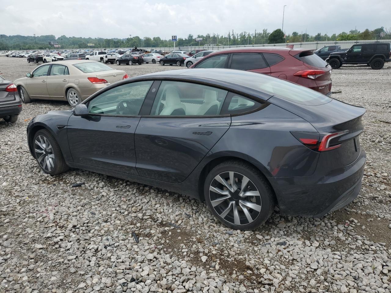 2024 TESLA MODEL 3