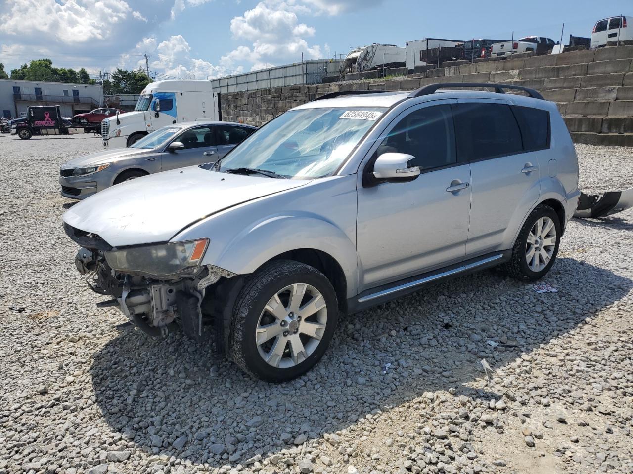2011 MITSUBISHI outlander