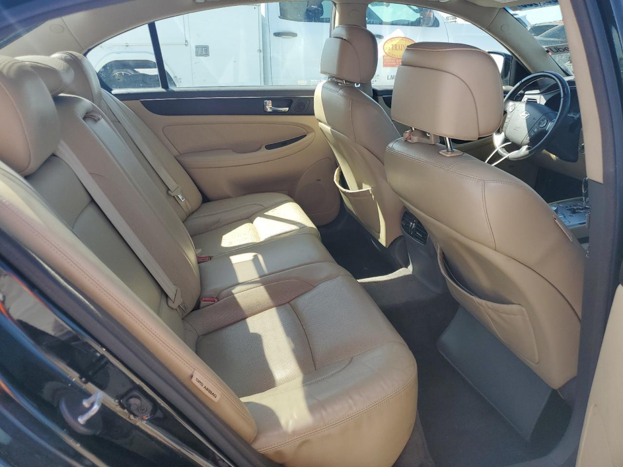 2011 HYUNDAI GENESIS