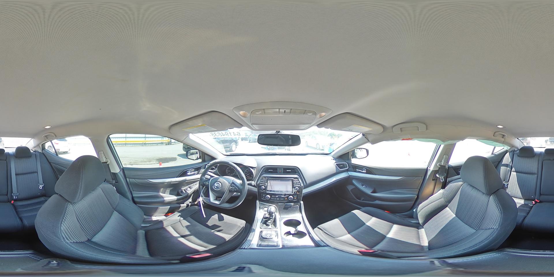 2017 NISSAN Maxima