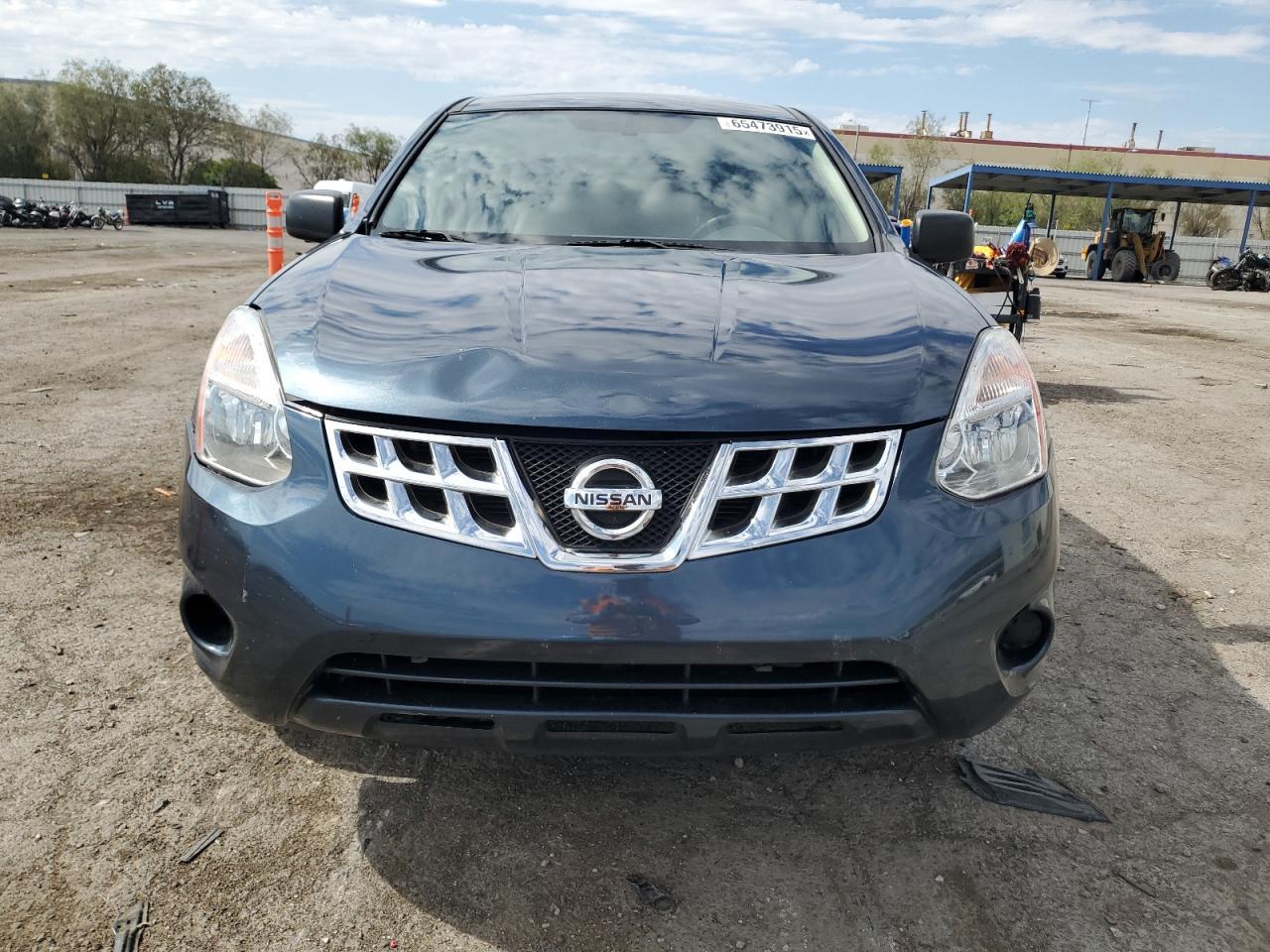 2015 NISSAN ROGUE