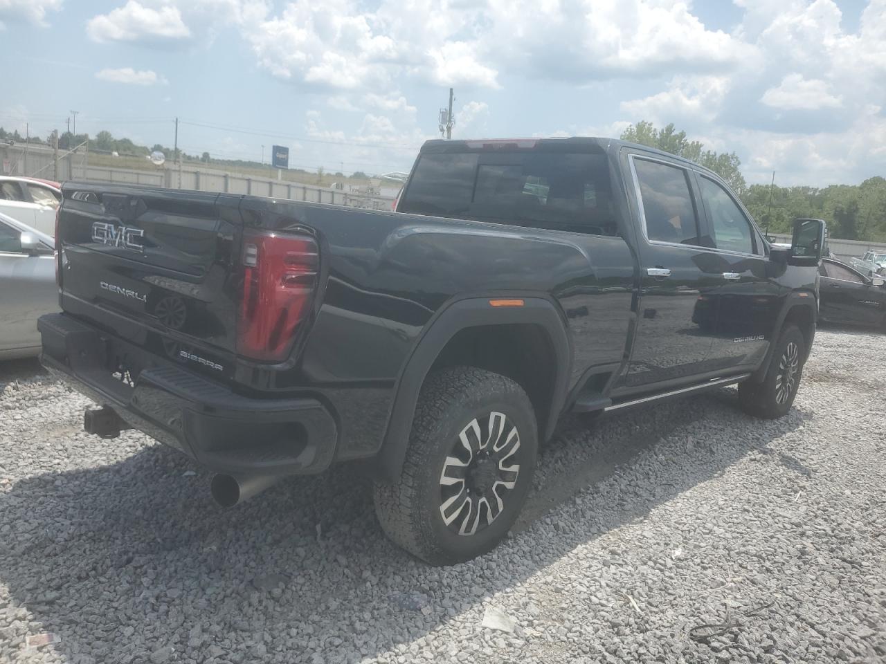 2025 GMC Sierra