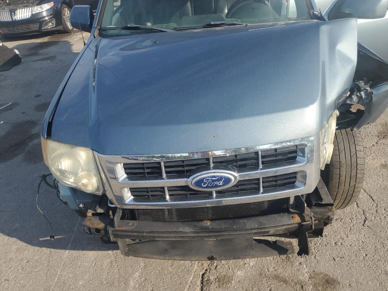2010 FORD ESCAPE