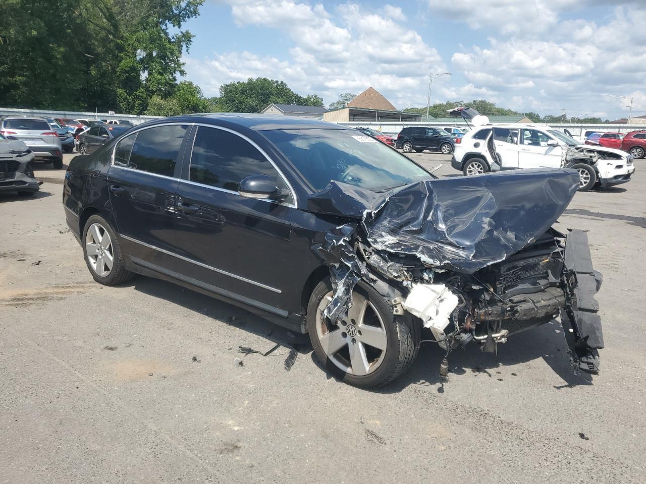 2009 VOLKSWAGEN Passat