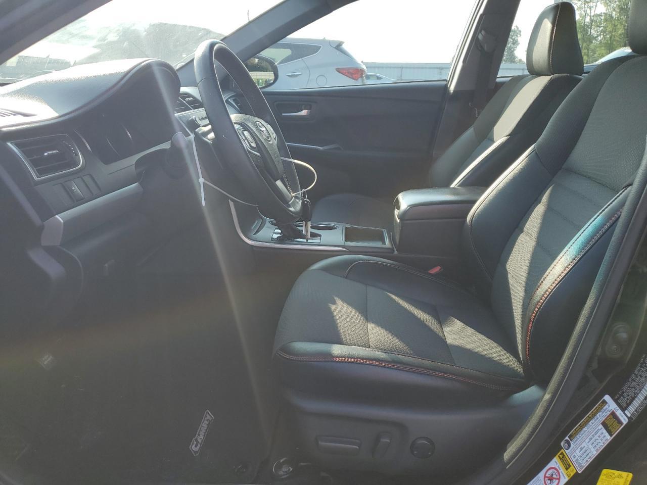2017 TOYOTA CAMRY