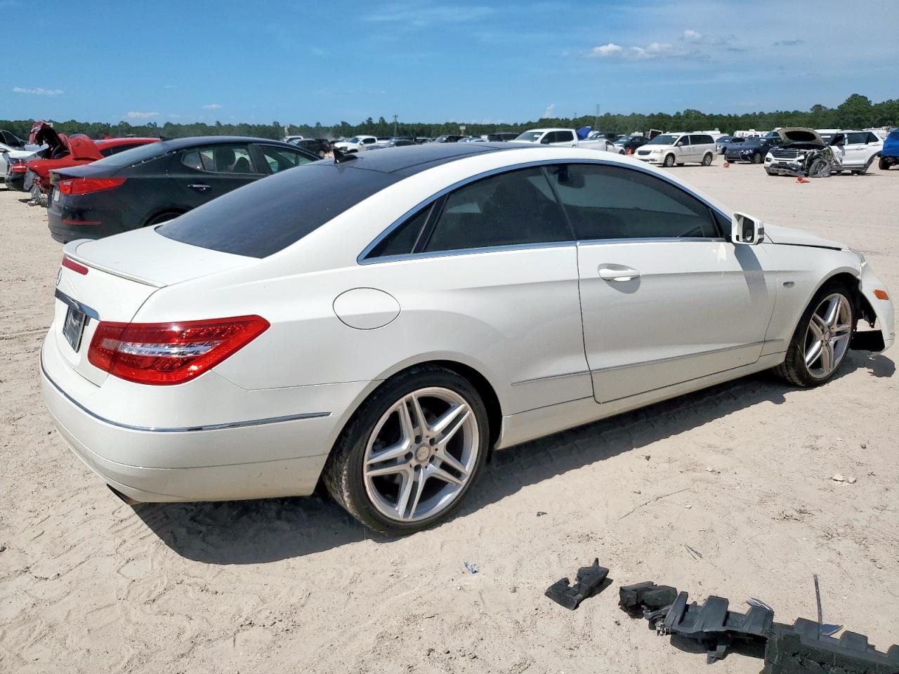 2012 MERCEDES-BENZ E-Class