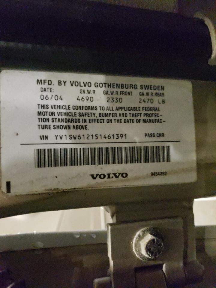 2005 VOLVO V70