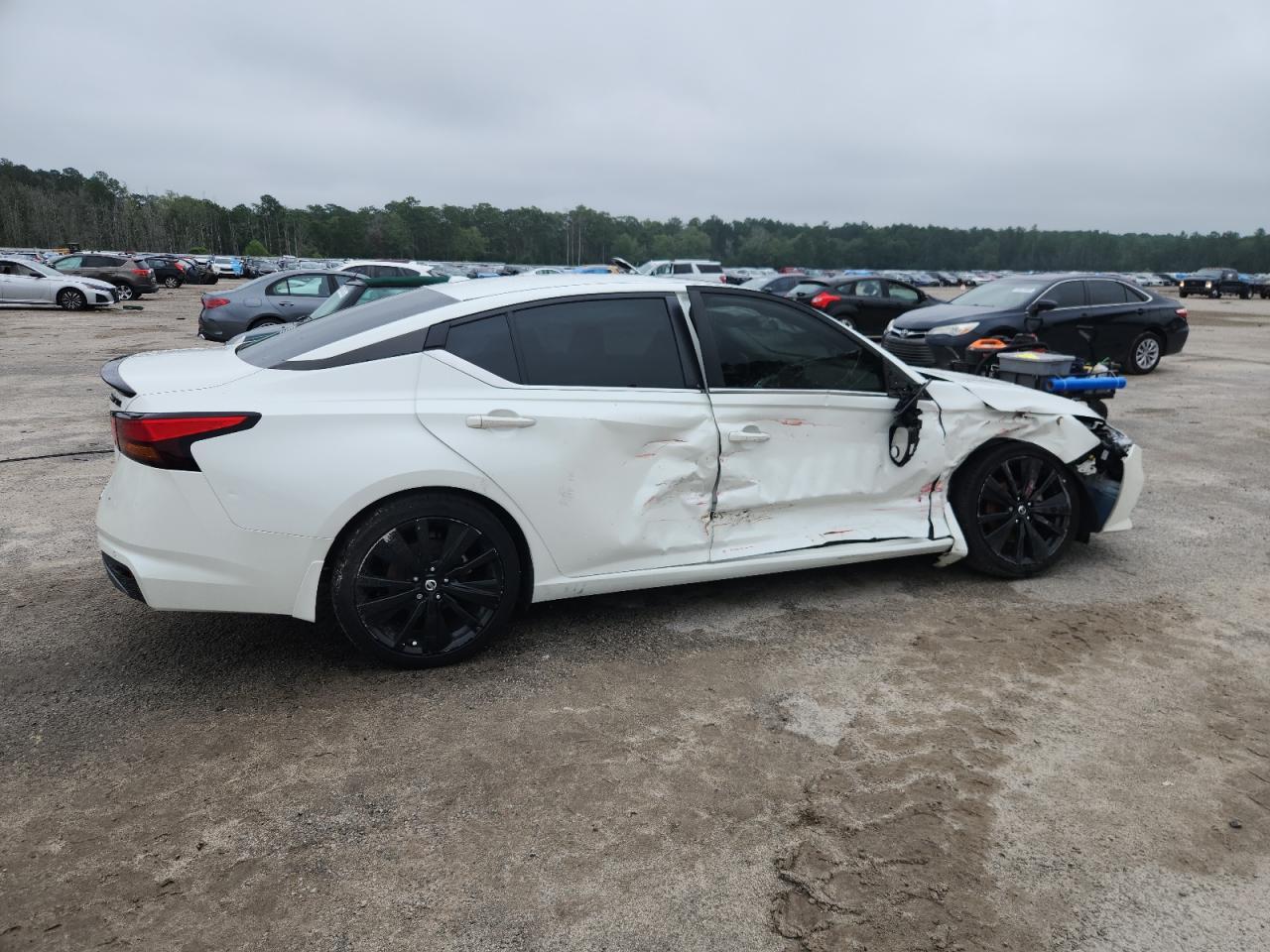 2022 NISSAN ALTIMA
