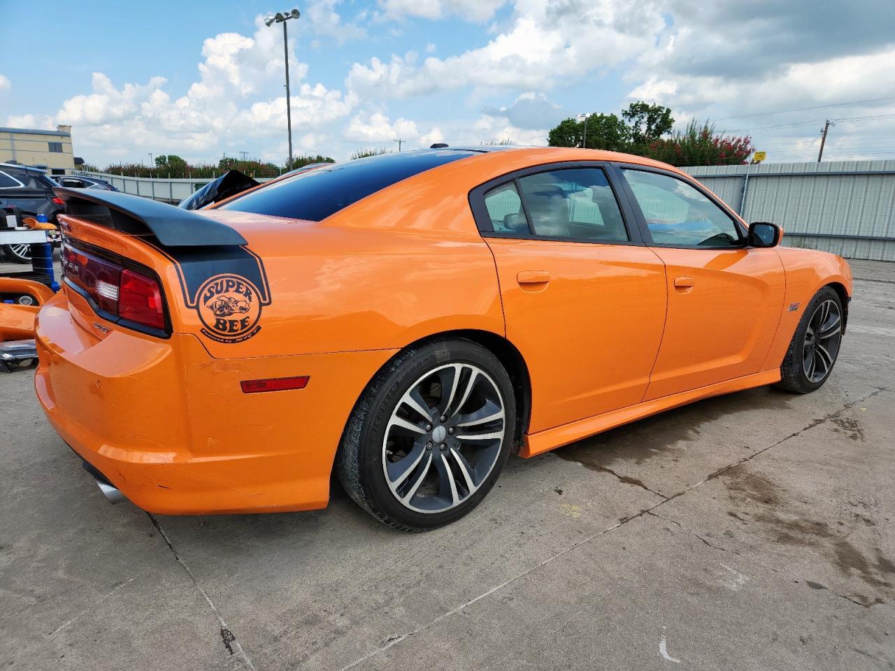 2014 DODGE CHARGER