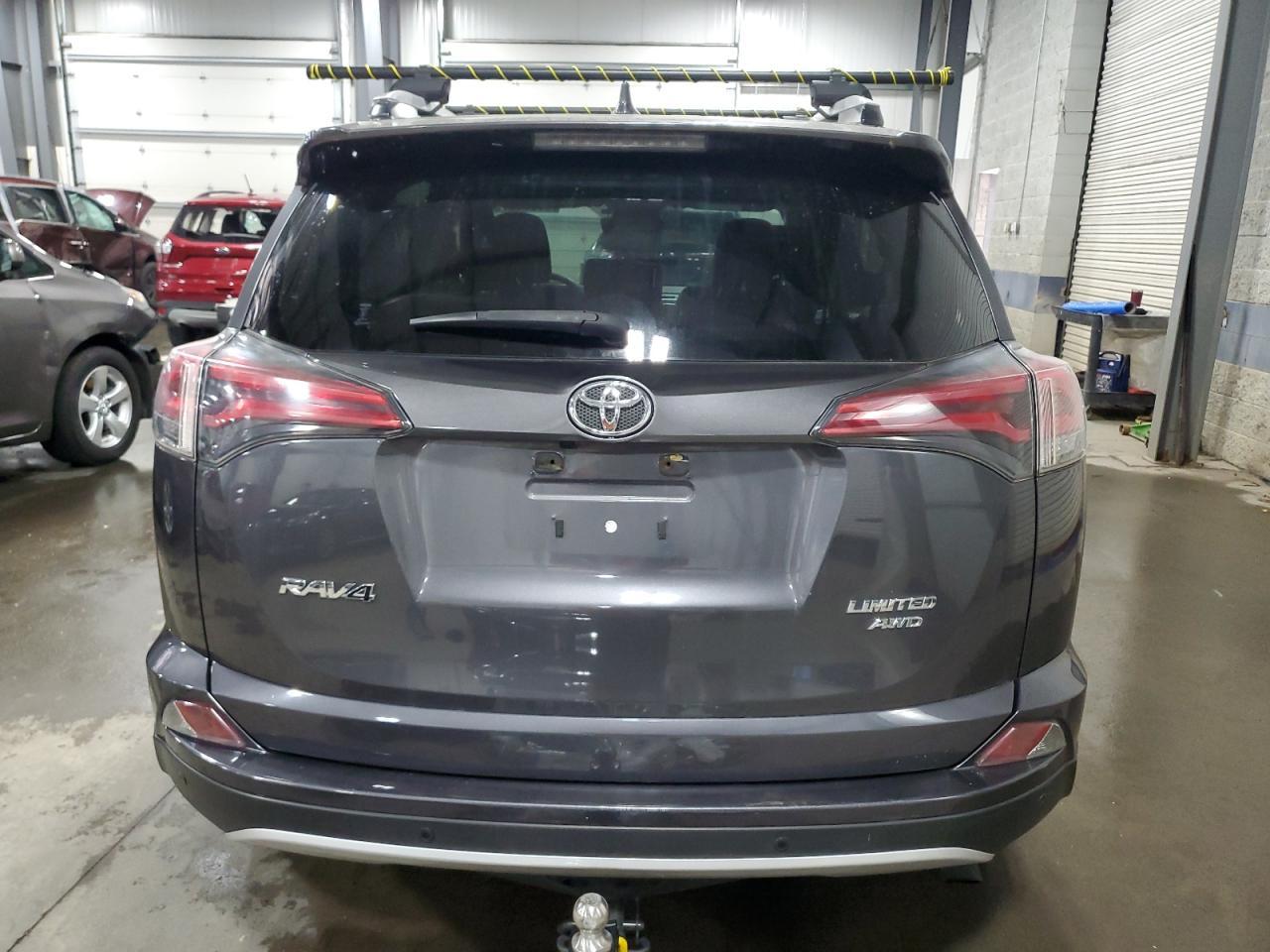 2016 TOYOTA RAV4