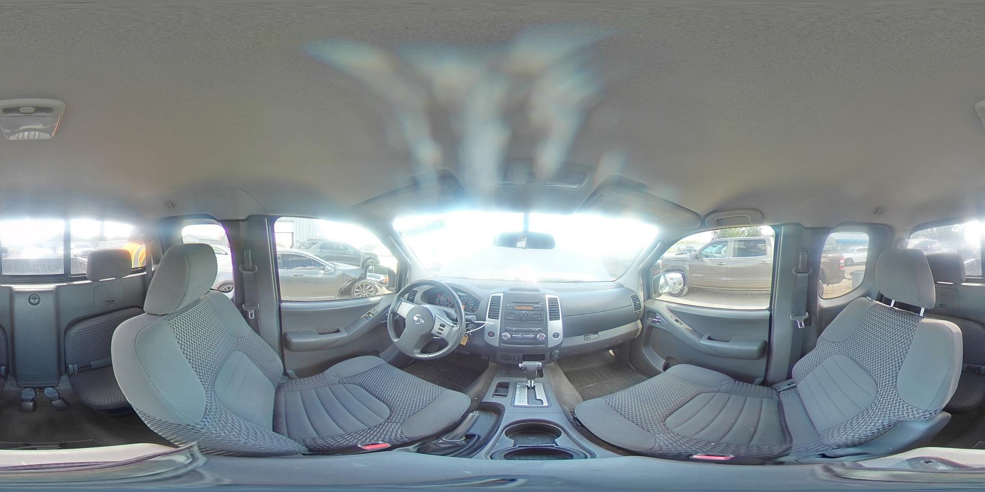 2011 NISSAN Frontier
