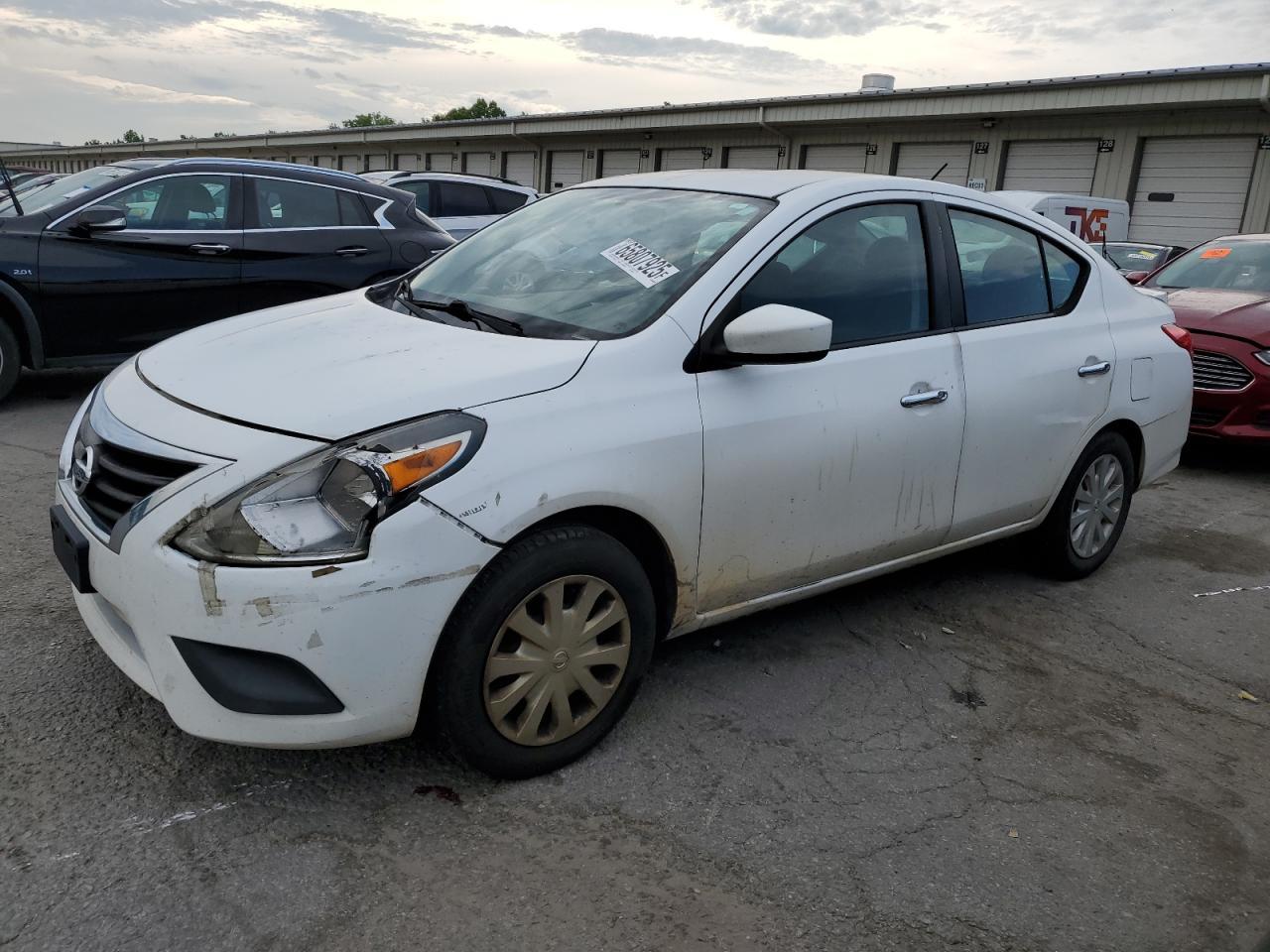 2016 NISSAN VERSA