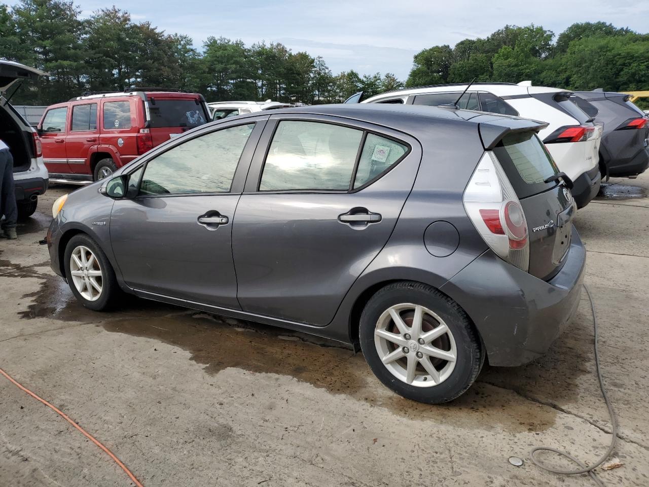 2012 TOYOTA Prius c