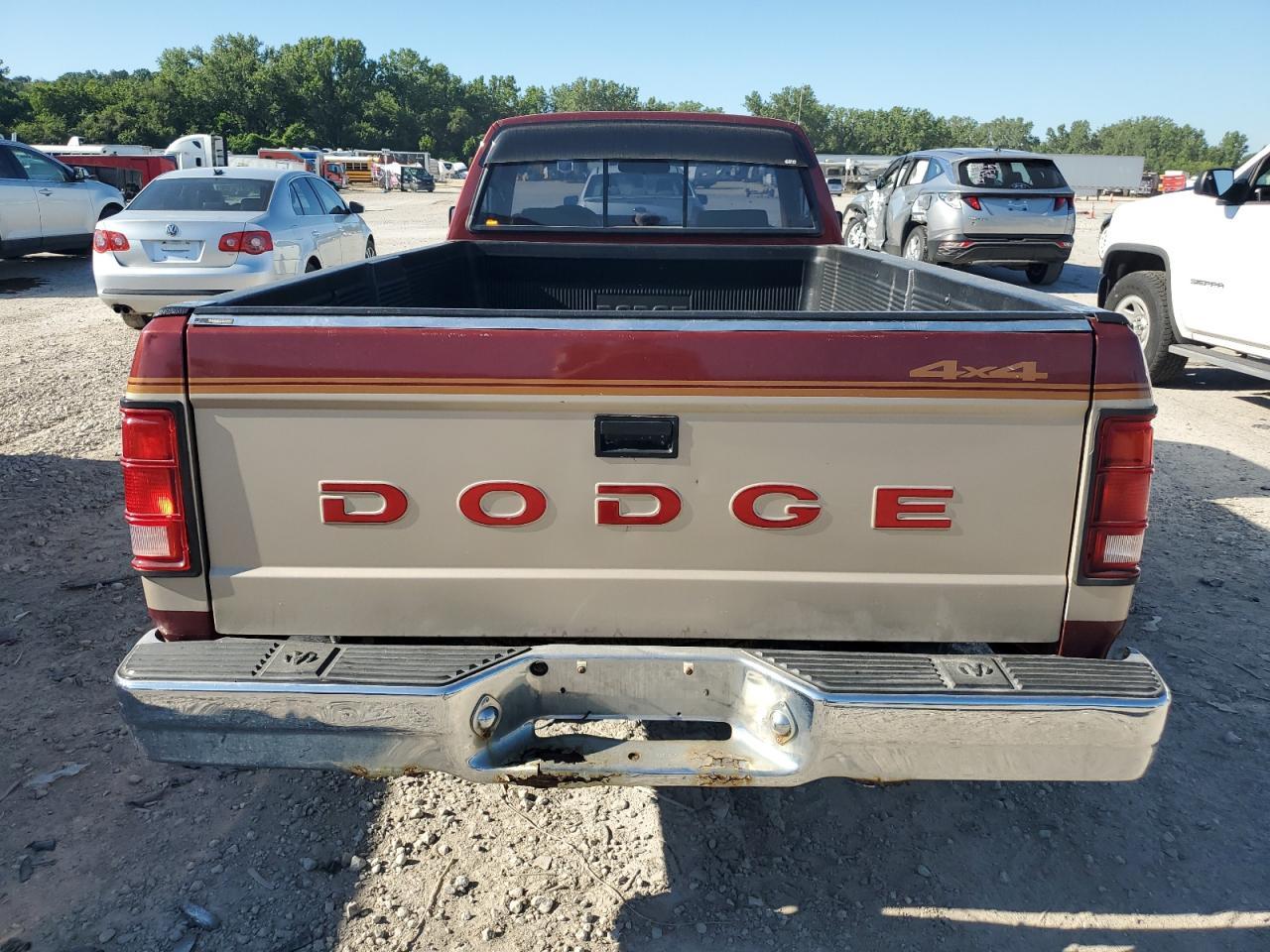 1993 DODGE Dakota