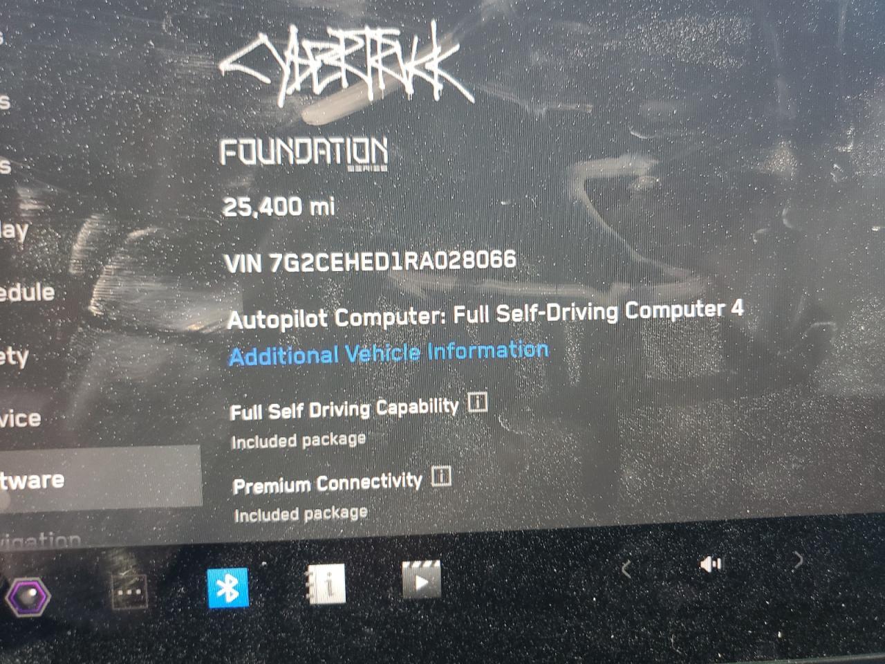 2024 TESLA Cybertruck