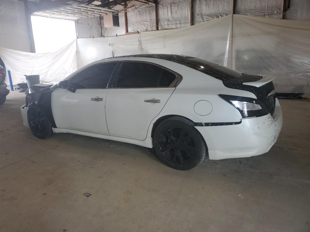 2014 NISSAN Maxima