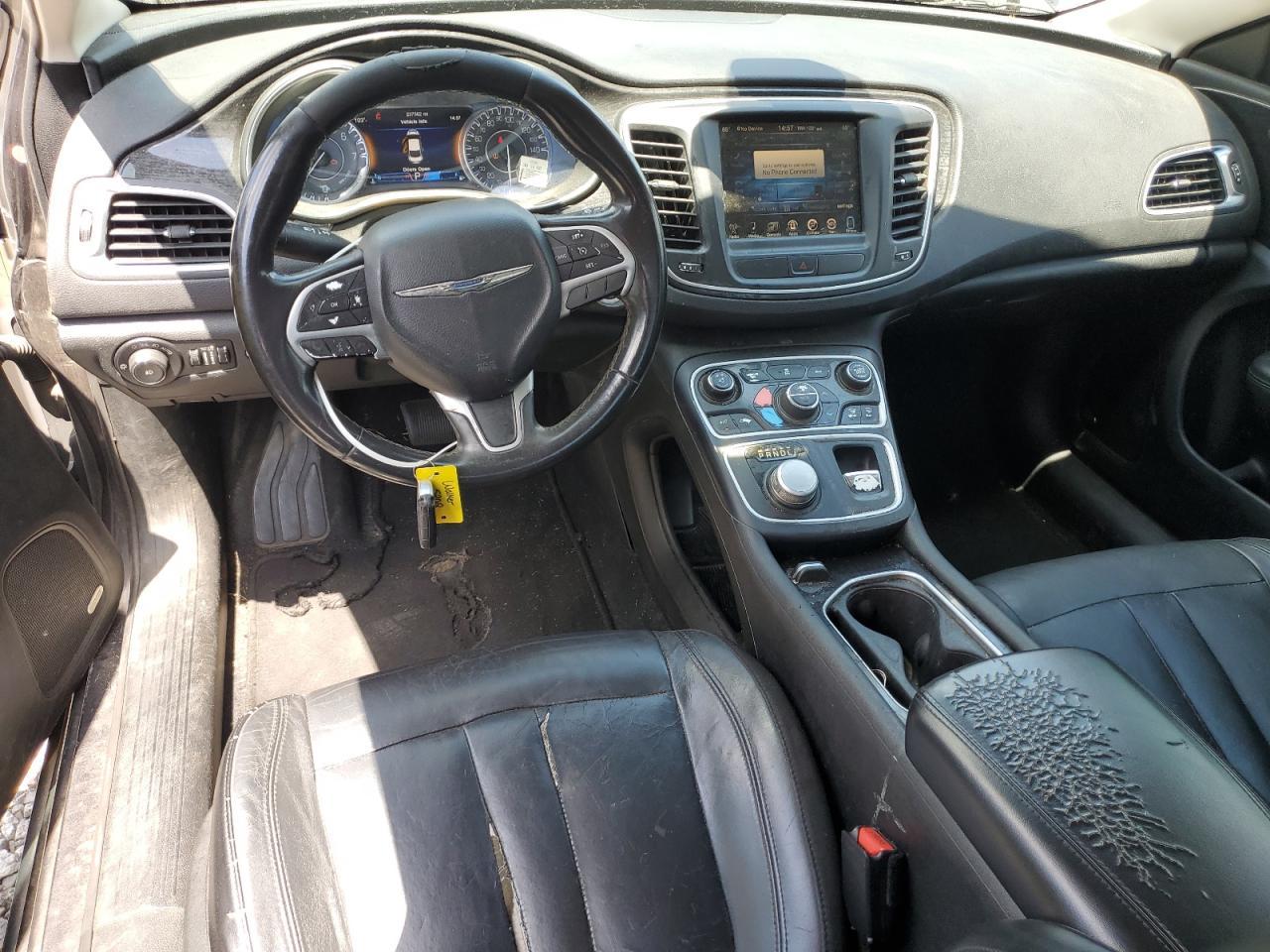 2015 CHRYSLER 200