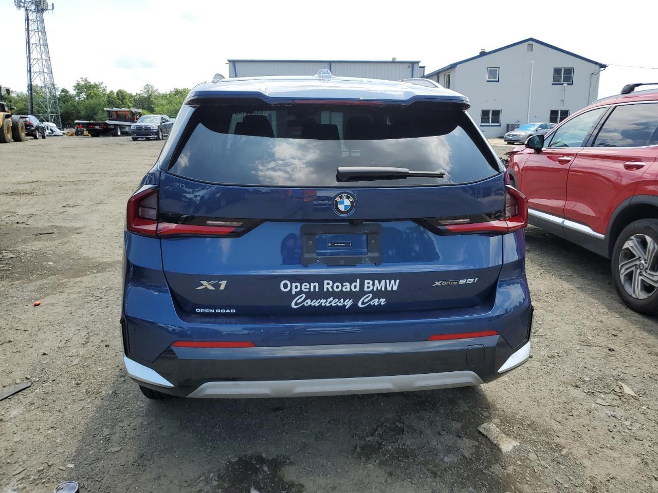 2025 BMW X1