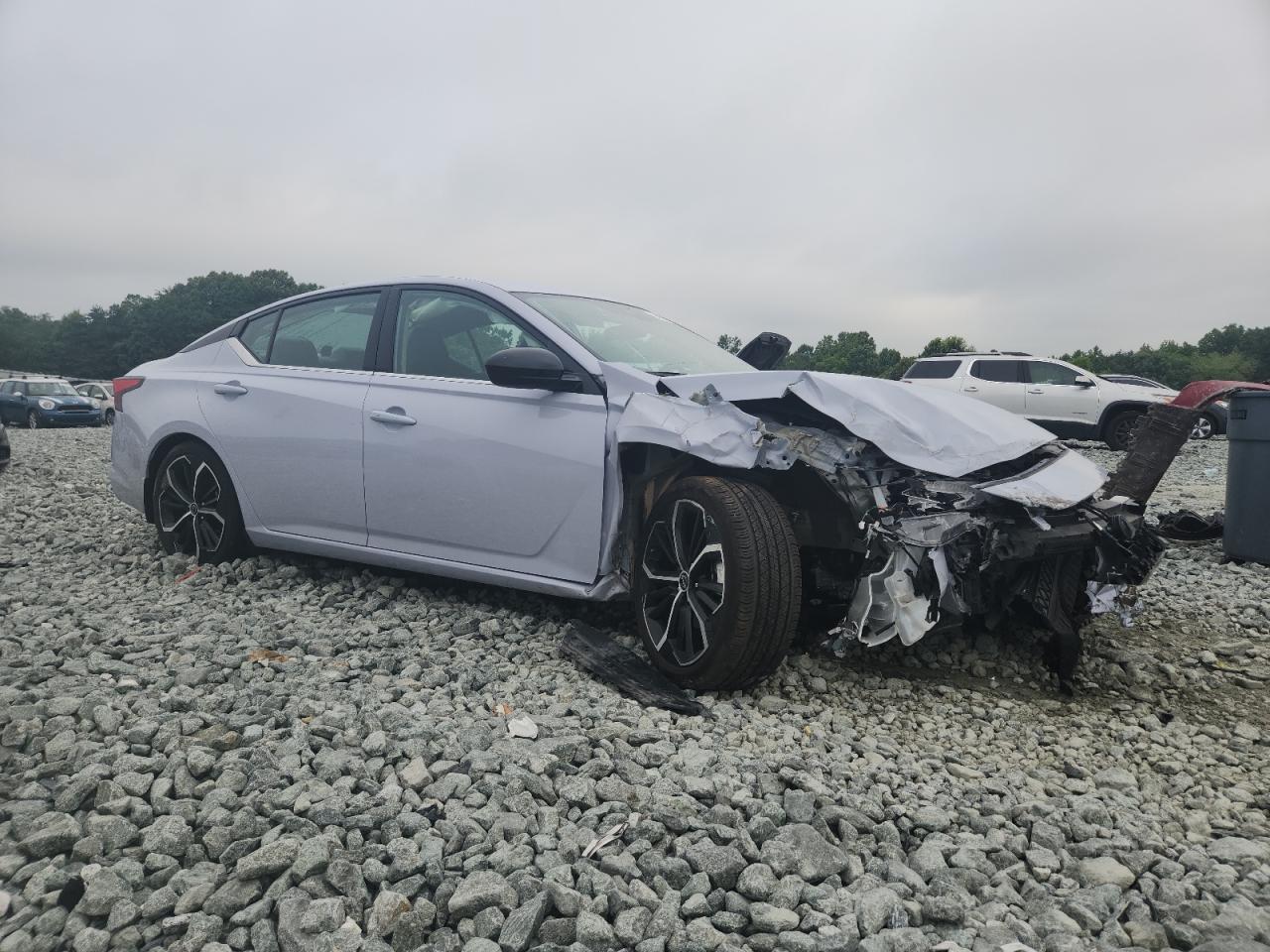 2024 NISSAN ALTIMA