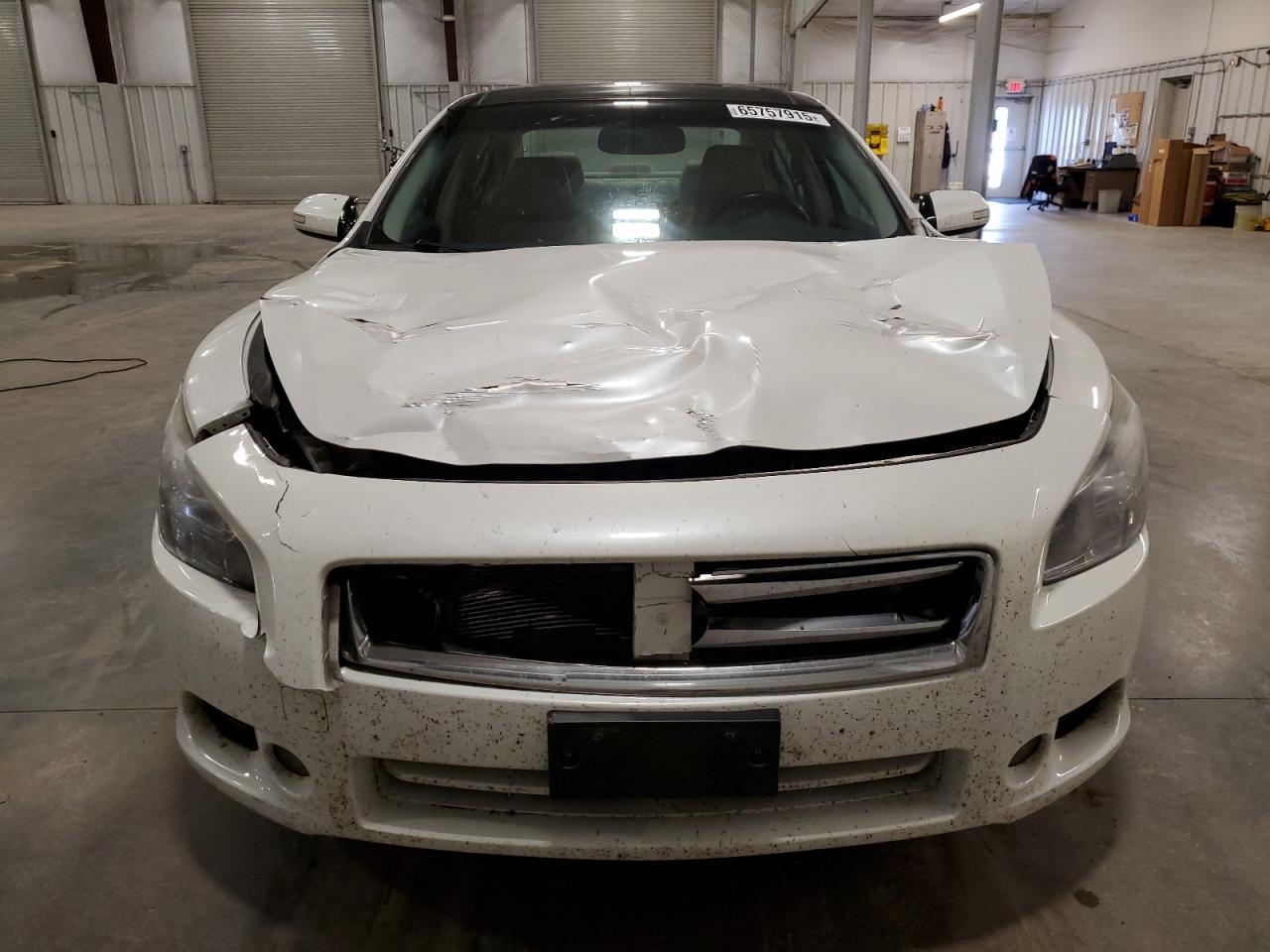 2014 NISSAN Maxima