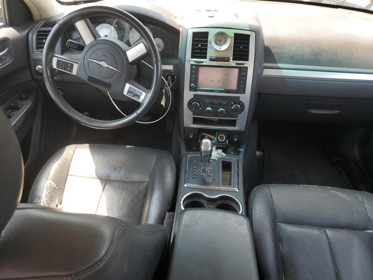 2010 CHRYSLER 300
