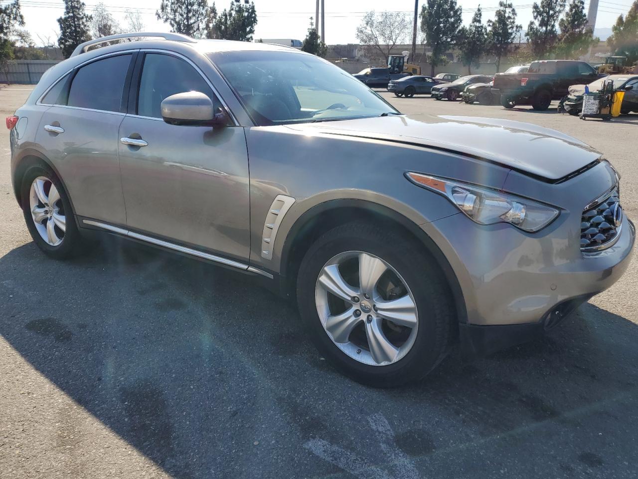 2010 INFINITI FX35