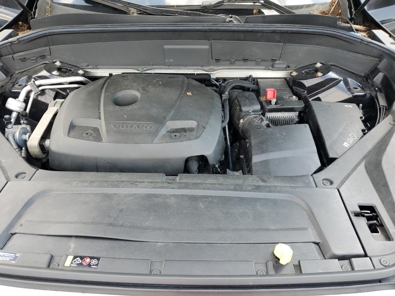 2016 VOLVO XC90