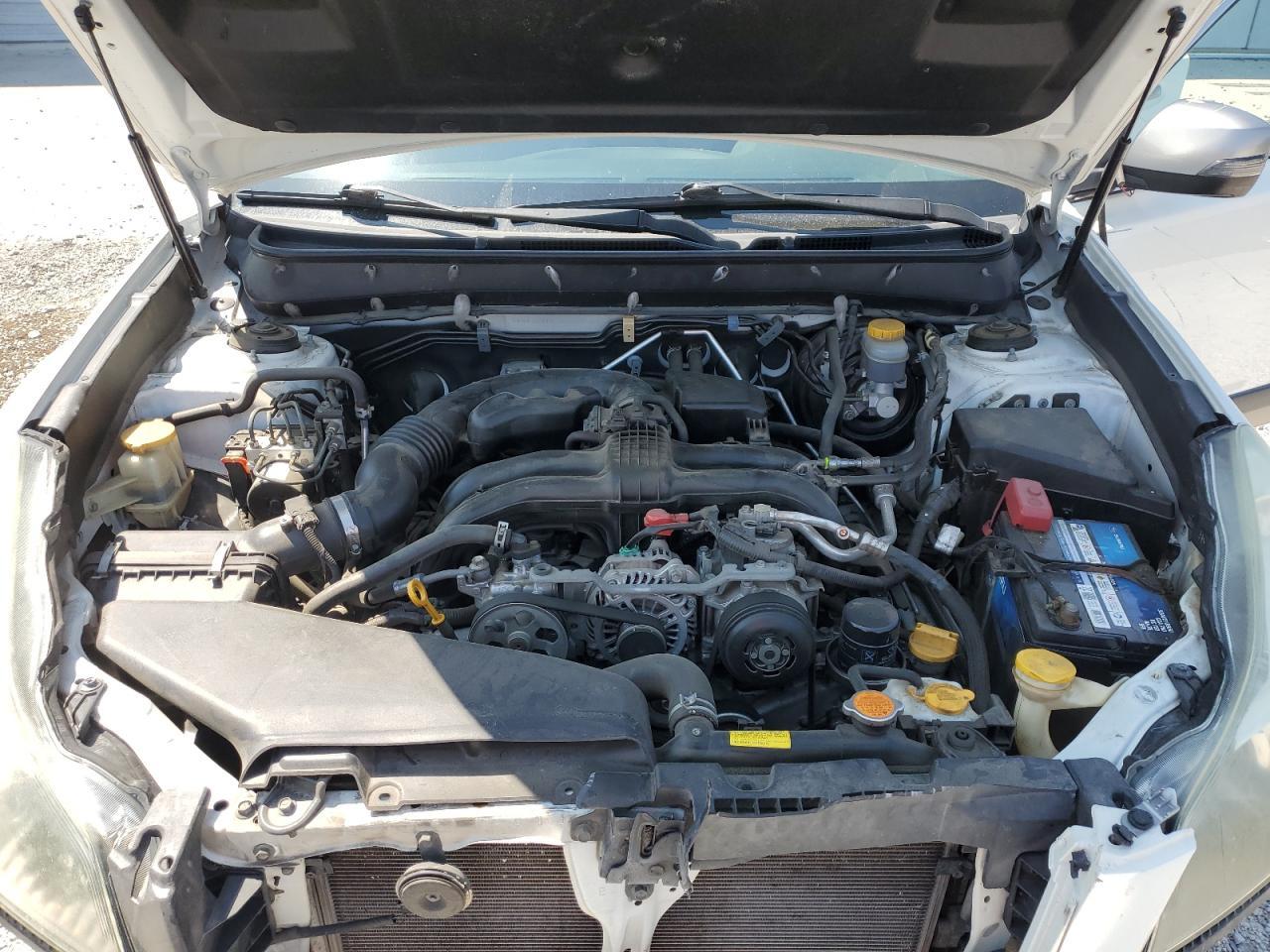 2014 SUBARU Outback