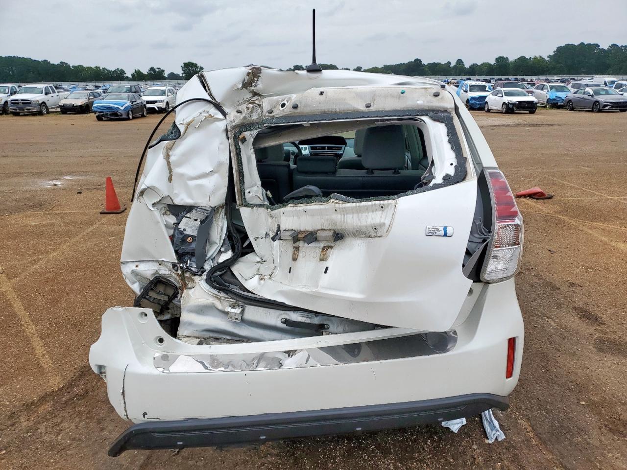2015 TOYOTA PRIUS V