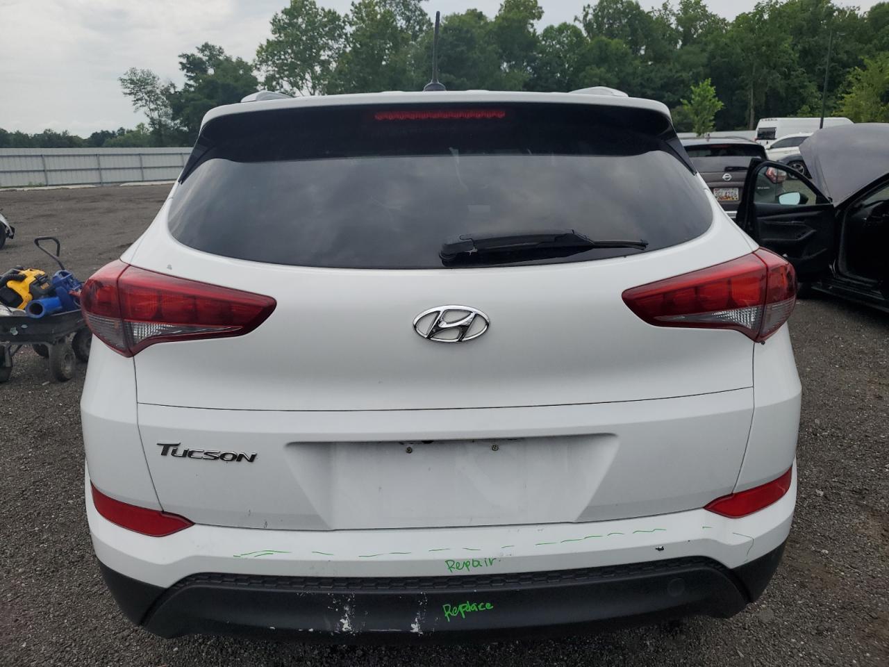 2016 HYUNDAI TUCSON