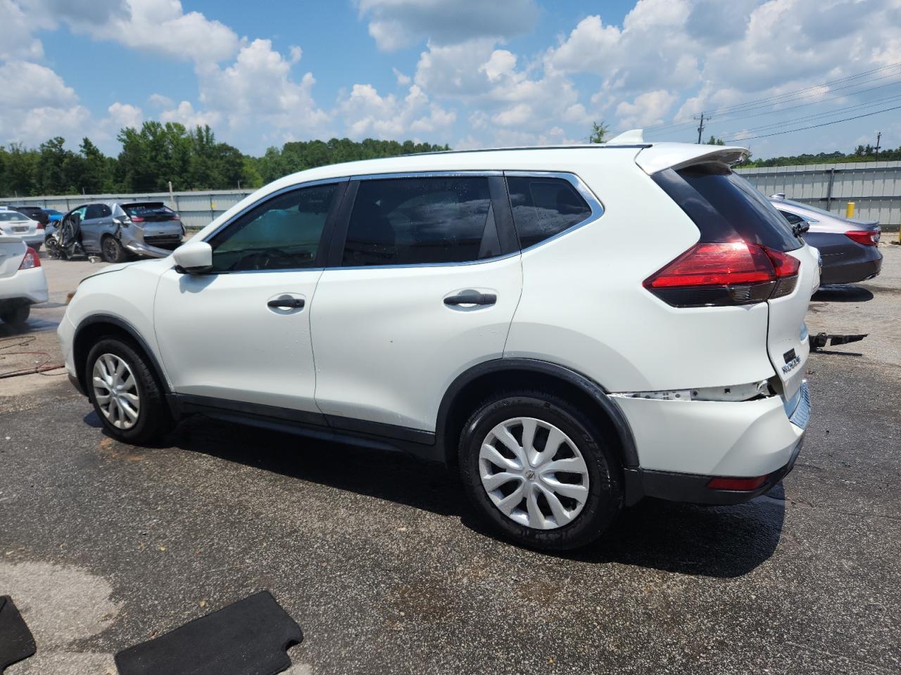 2017 NISSAN ROGUE