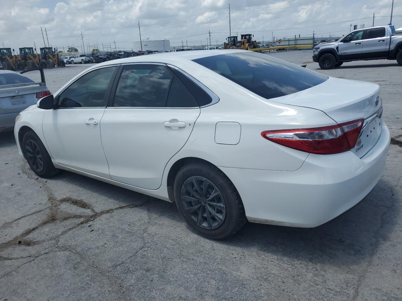 2015 TOYOTA CAMRY