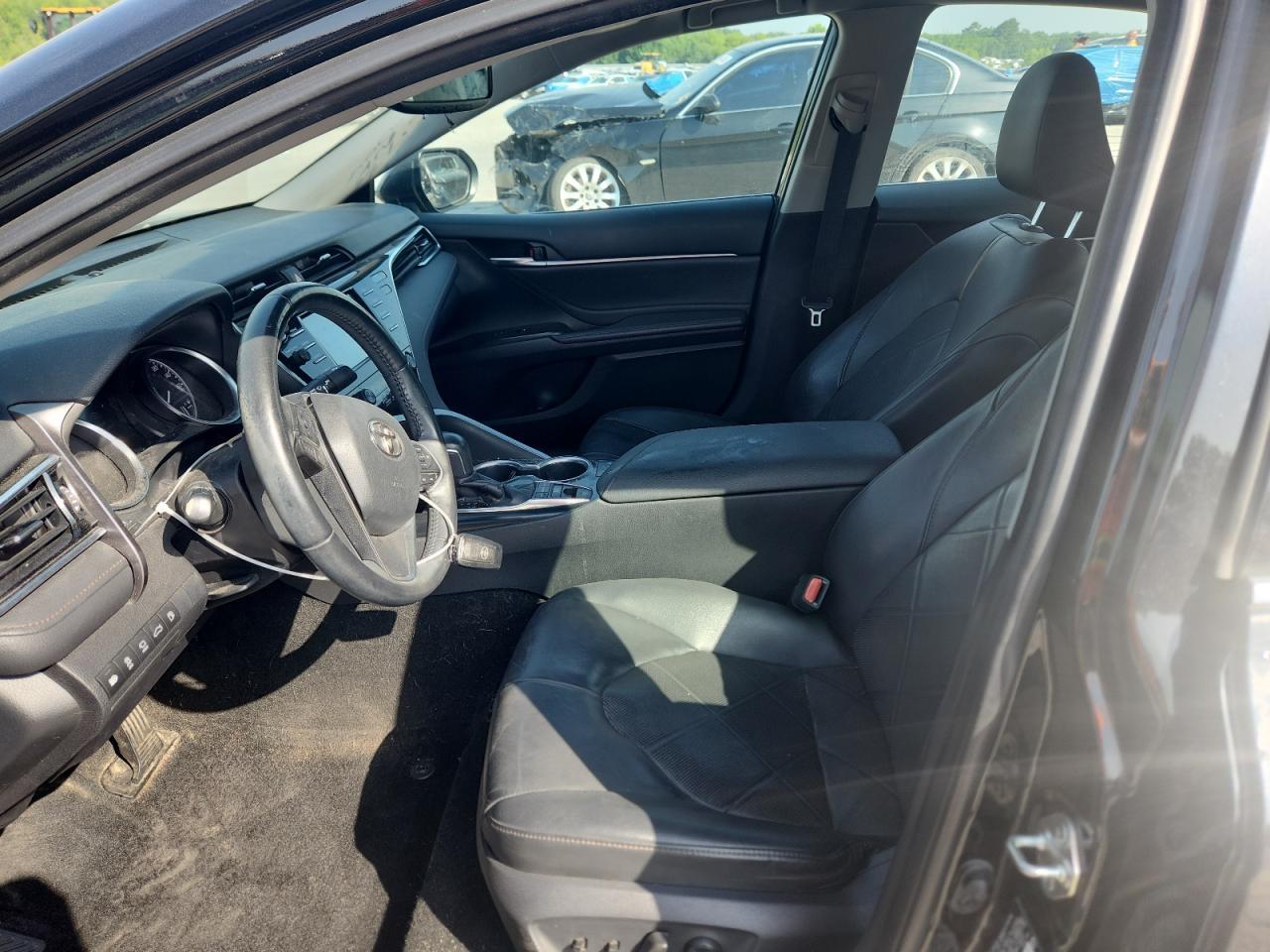 2018 TOYOTA CAMRY