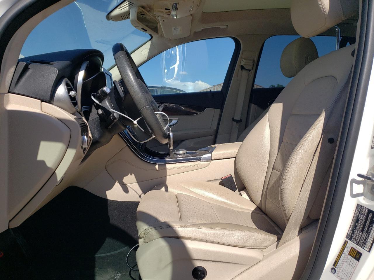 2017 MERCEDES-BENZ GLC-Class