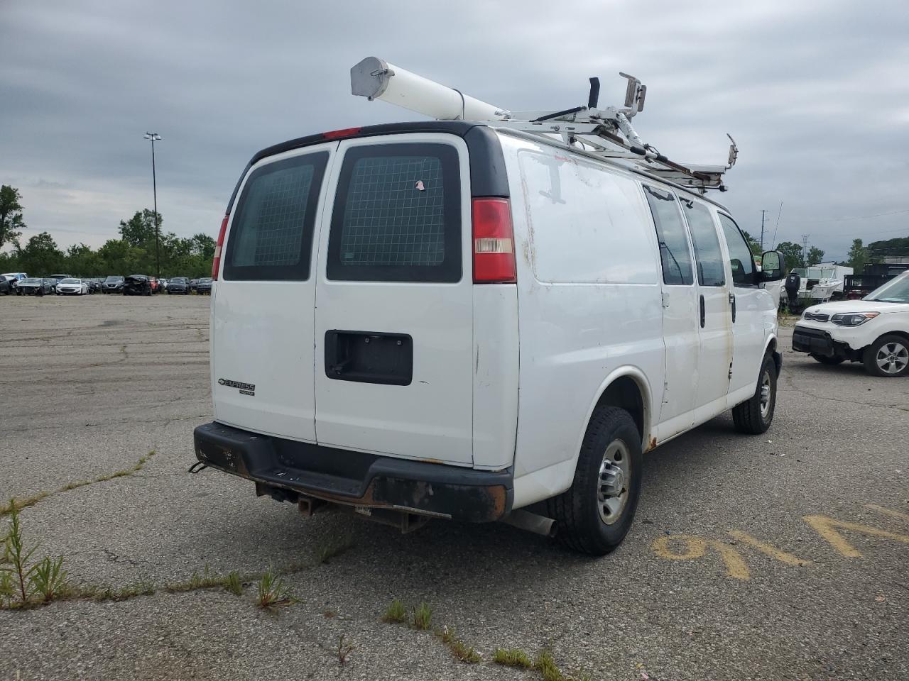 2013 CHEVROLET EXPRESS 2500