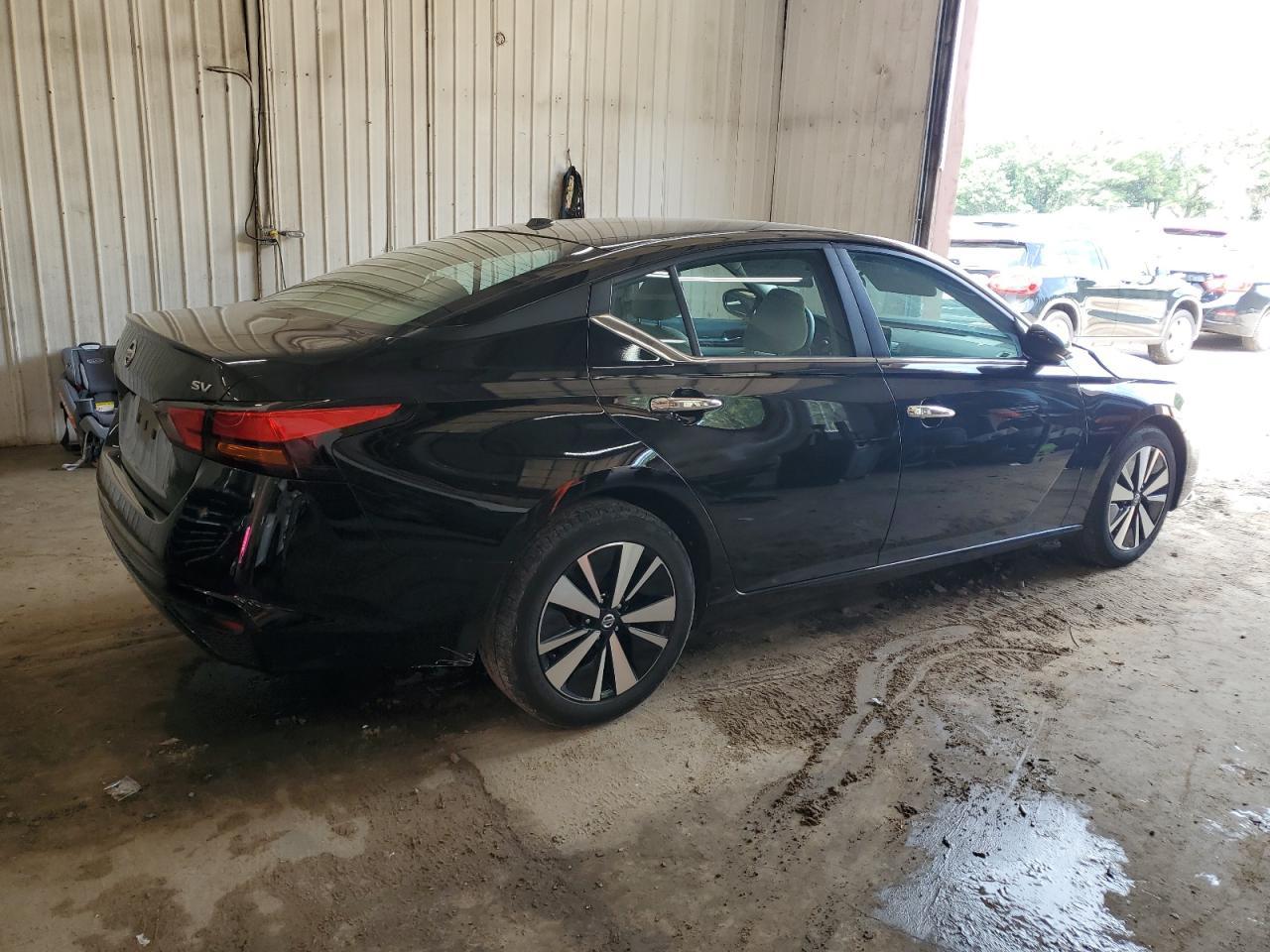 2022 NISSAN ALTIMA