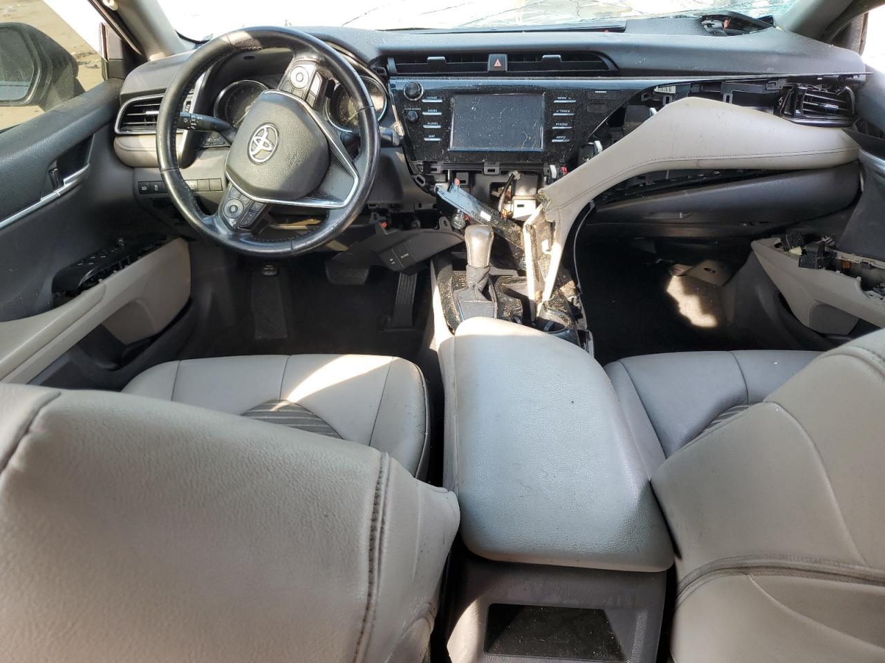 2019 TOYOTA CAMRY