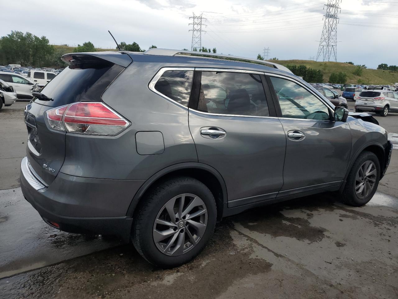 2016 NISSAN ROGUE