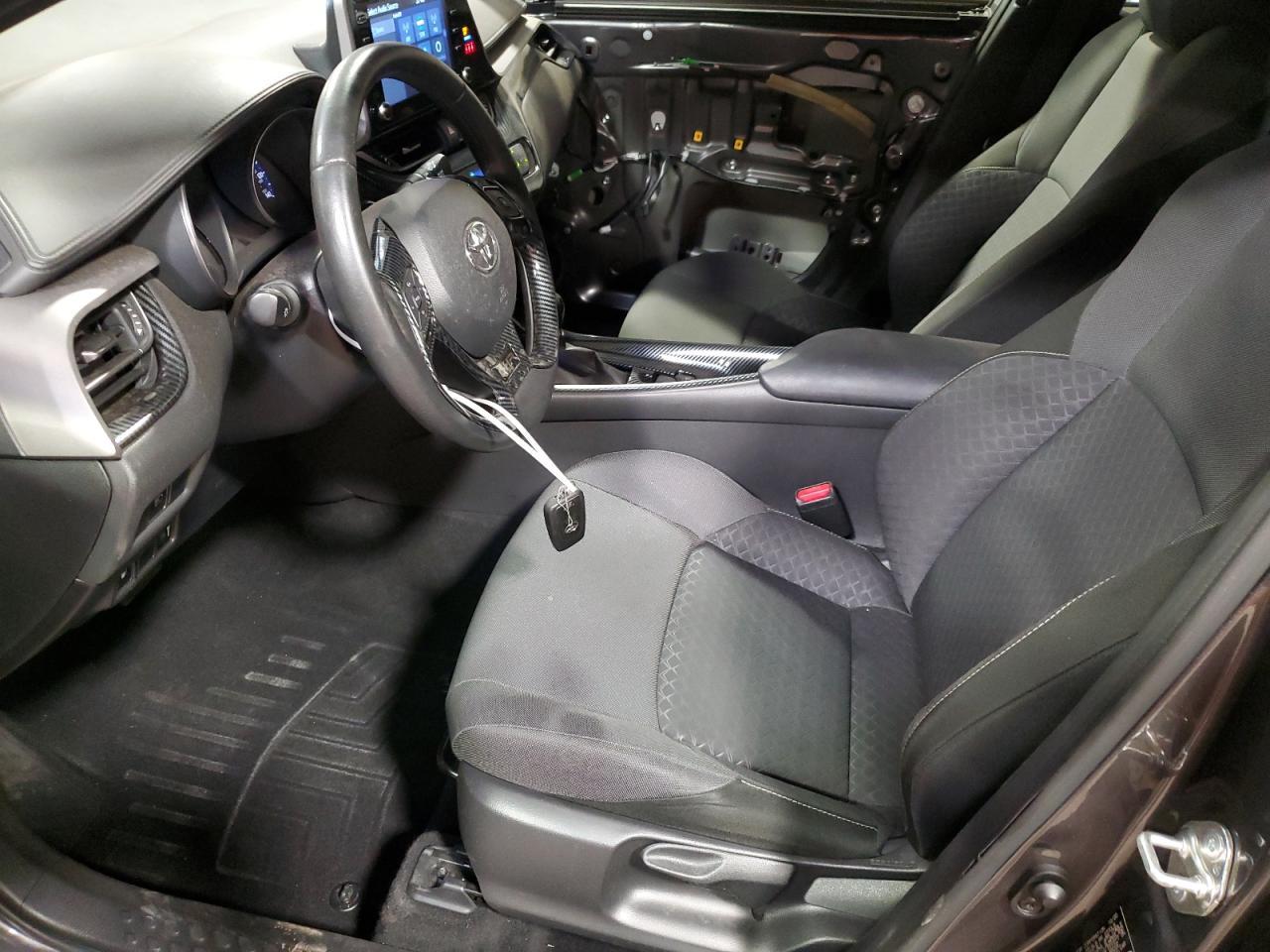 2021 TOYOTA C-HR