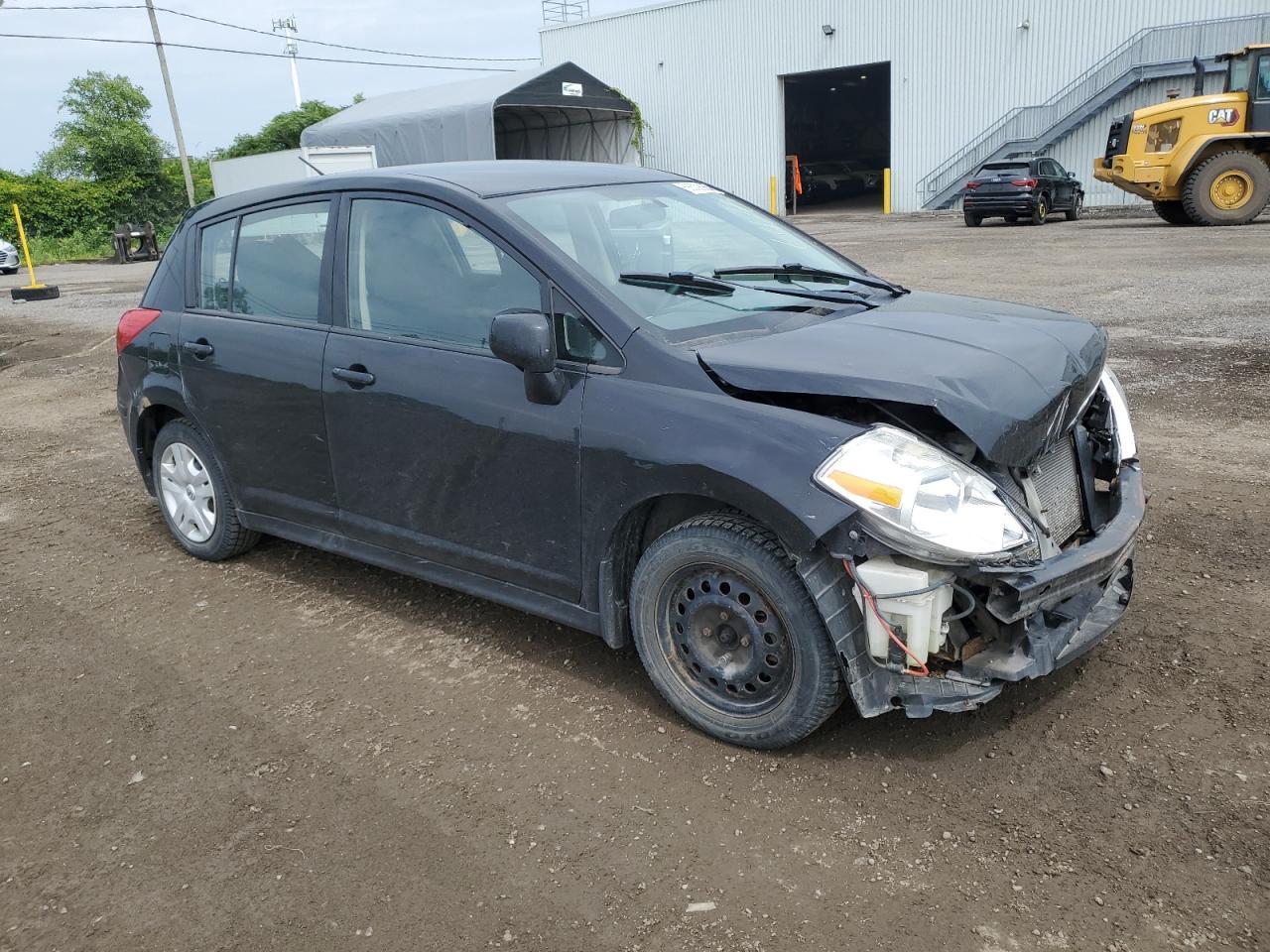 2011 NISSAN VERSA