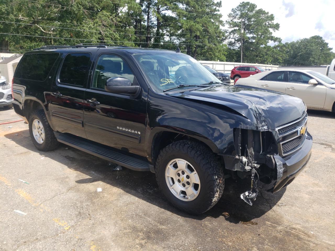 2013 CHEVROLET Suburban