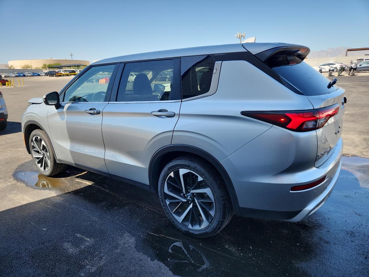 2024 MITSUBISHI outlander