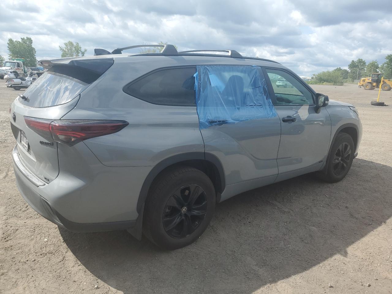 2024 TOYOTA HIGHLANDER