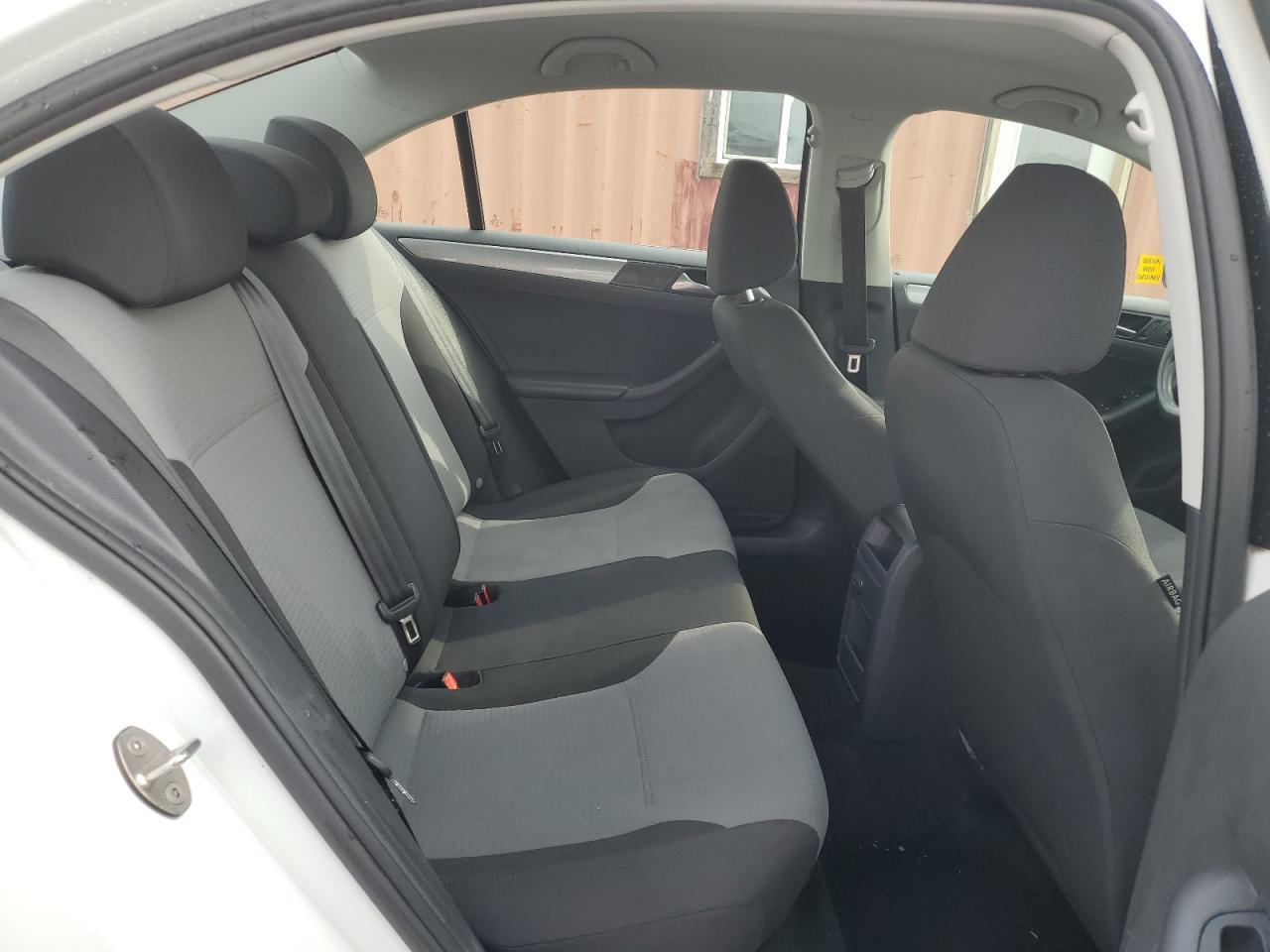 2018 VOLKSWAGEN JETTA