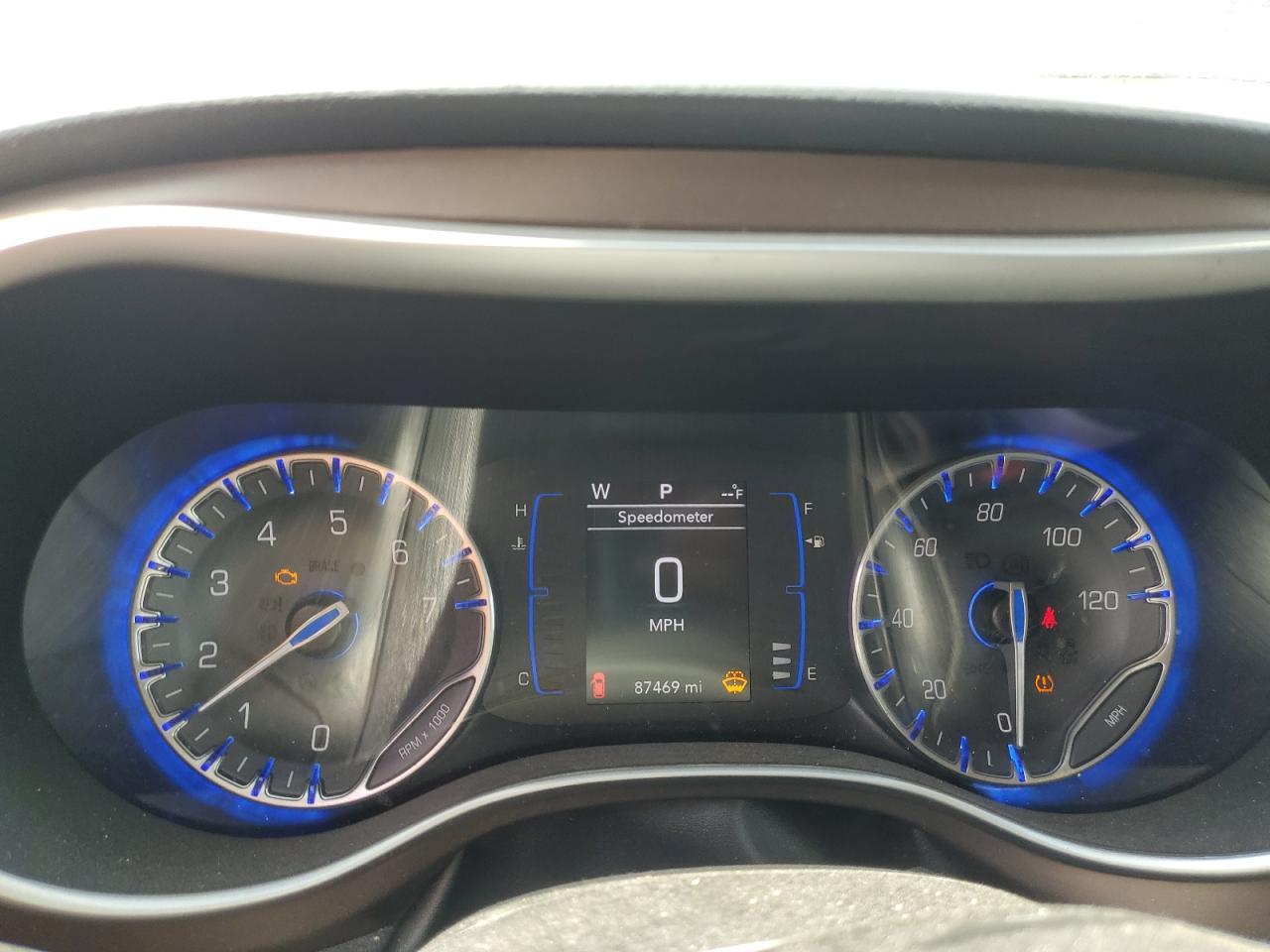 2020 CHRYSLER Voyager