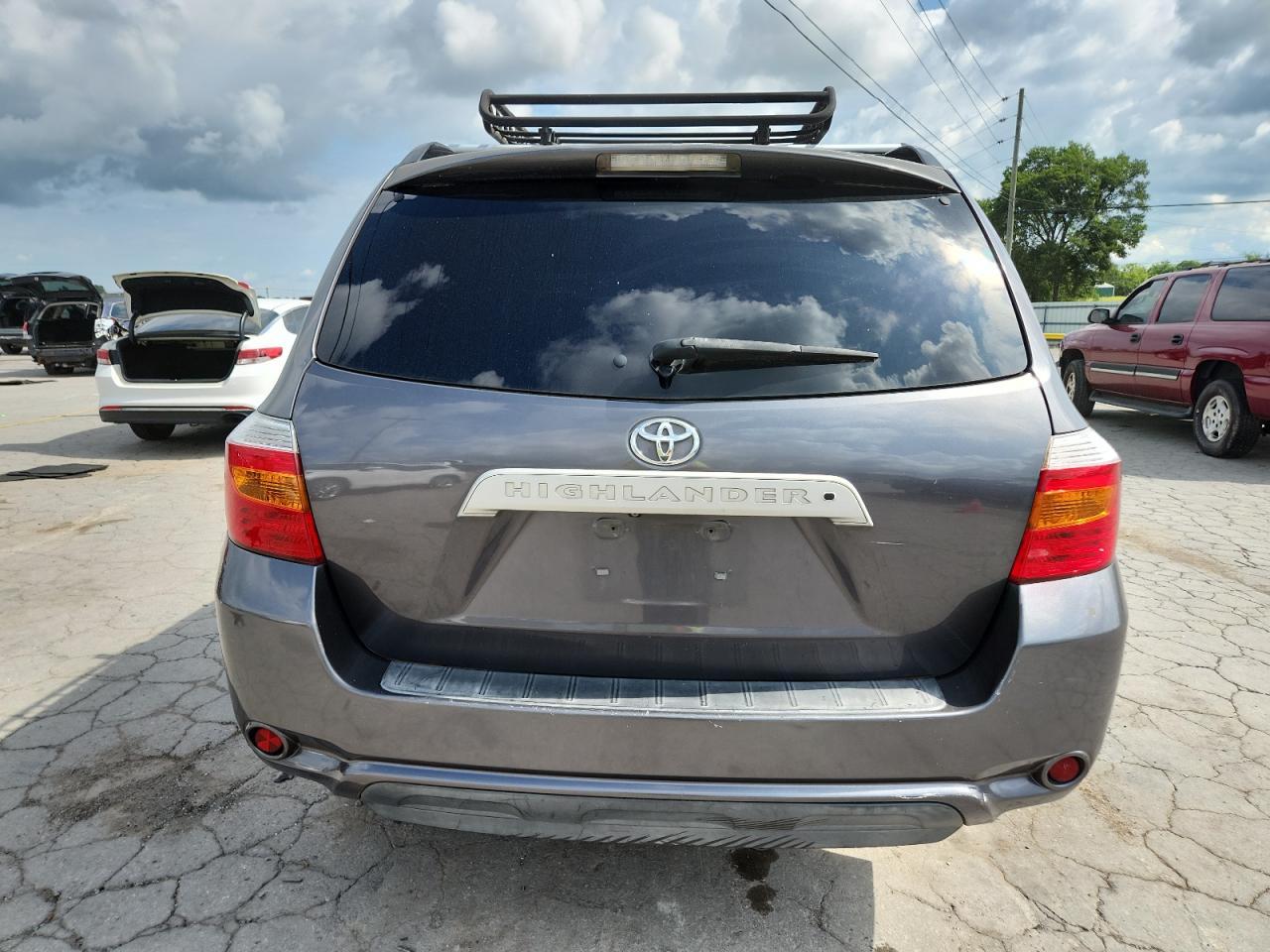 2010 TOYOTA HIGHLANDER
