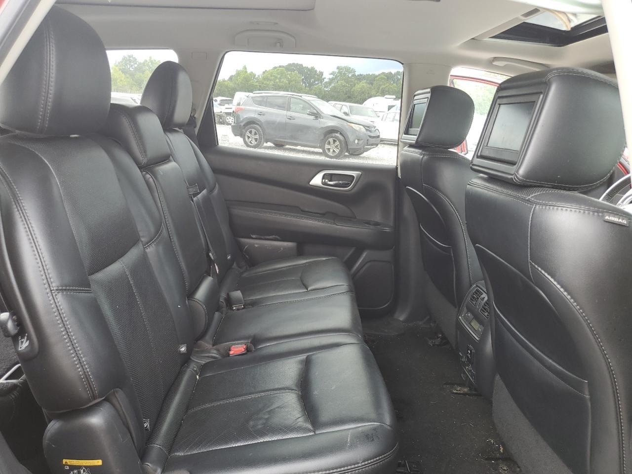 2016 NISSAN PATHFINDER