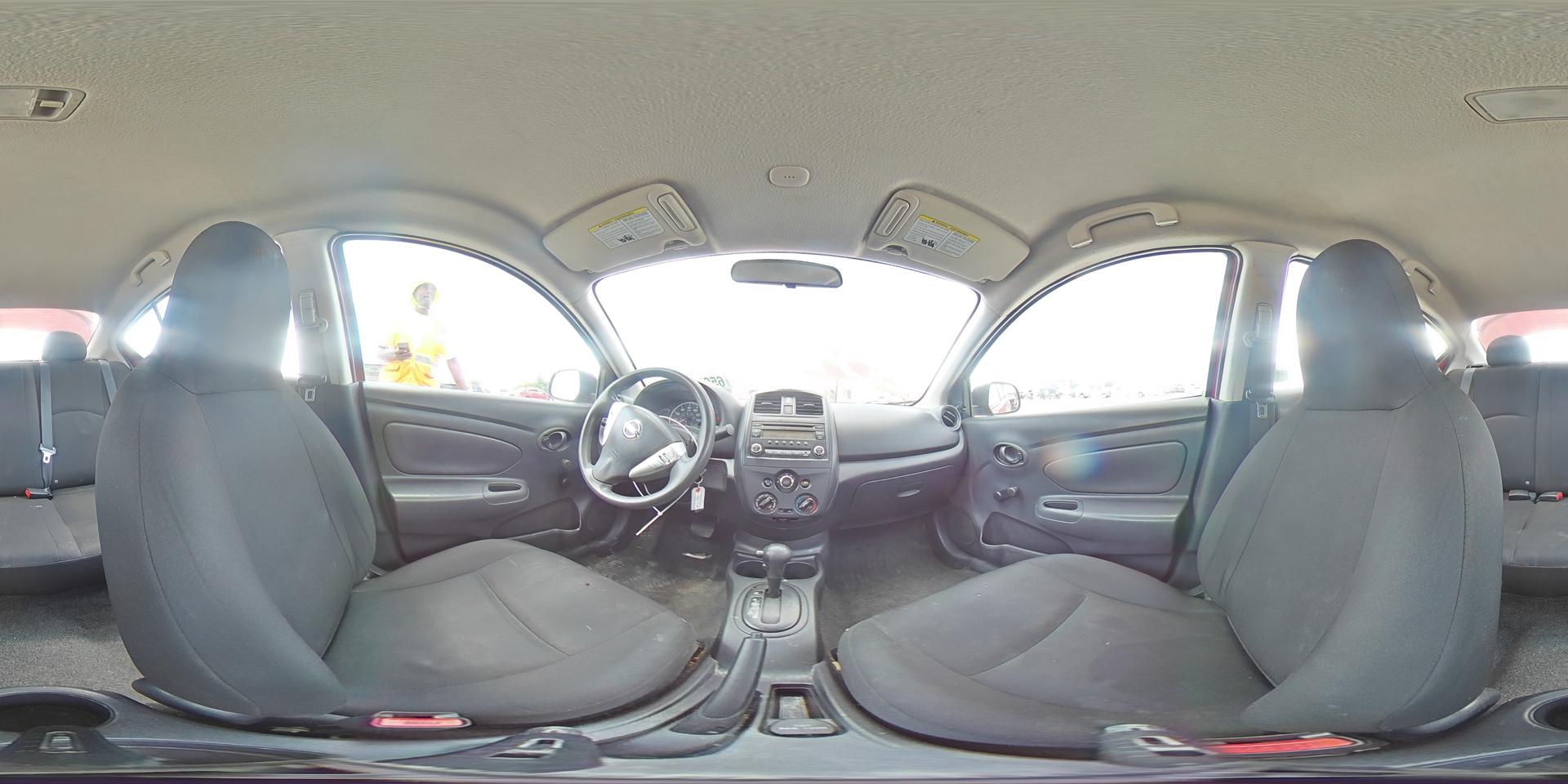 2015 NISSAN VERSA