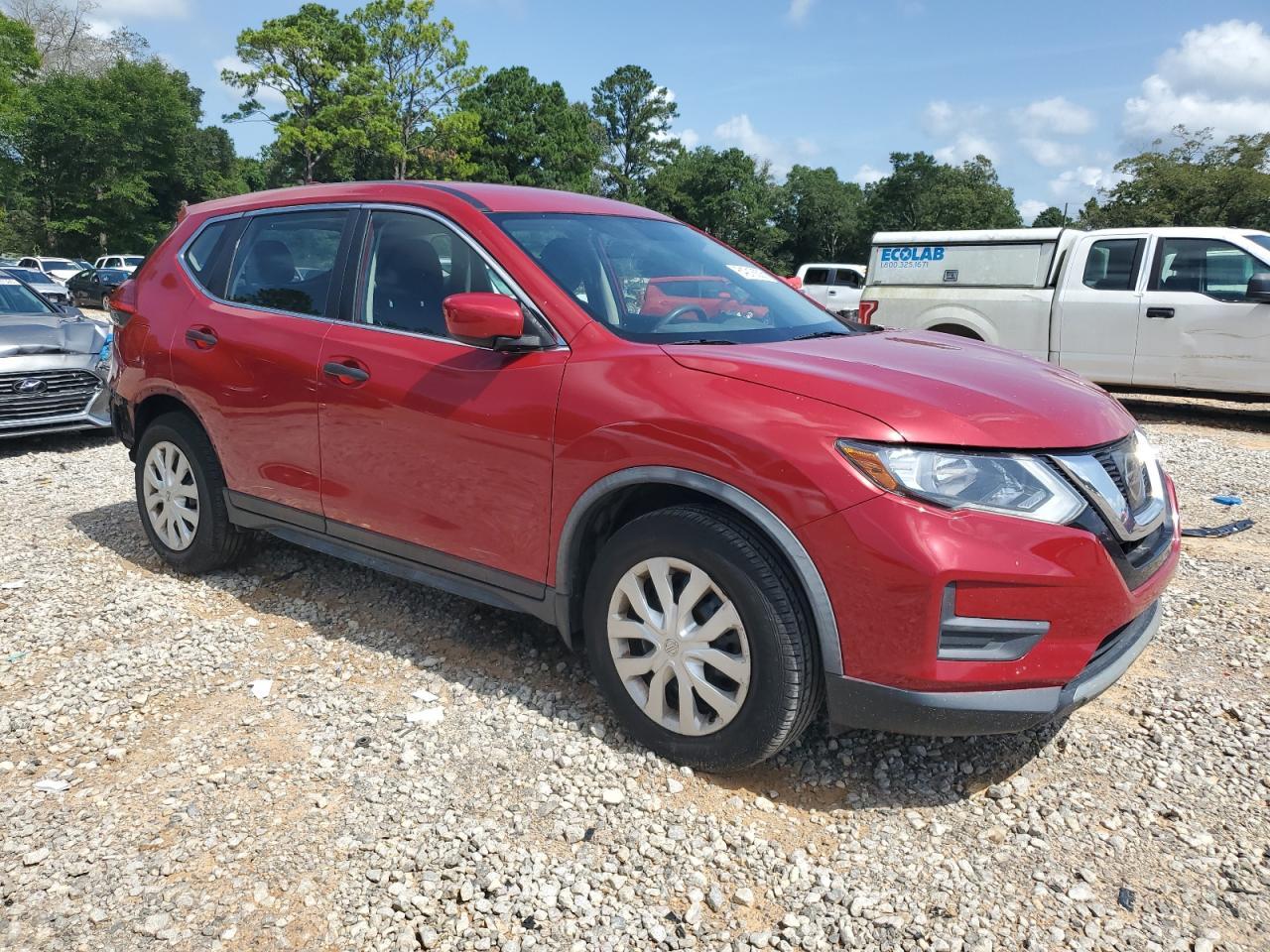 2017 NISSAN ROGUE